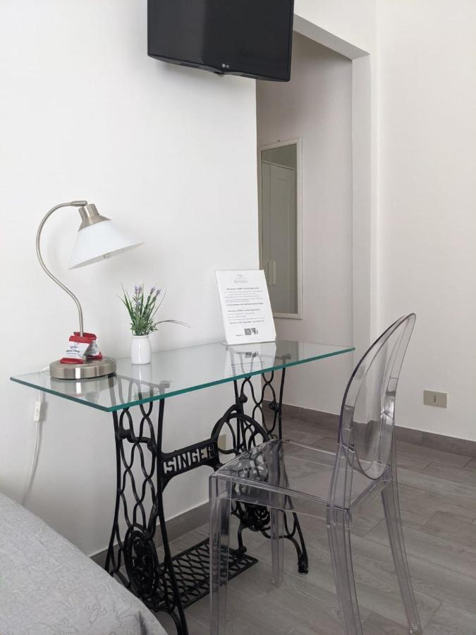 Il Cortile Degli Artisti Bed & Breakfast Марсала Екстериор снимка